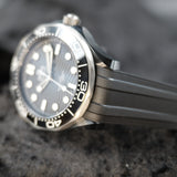 Omega Seamaster Diver 300M 210.92.44.20.01.001 43.5MM Black Ceramic Dial WARRANTY