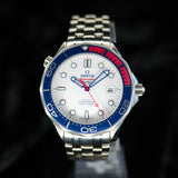 Omega Seamaster Diver 300M Commanders James Bond 007 212.32.41.20.04.001 41MM Steel White Dial Full Set WARRANTY