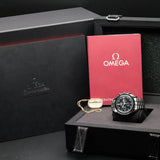 Omega Speedmaster Professional Moonwatch 310.30.42.50.01.002 42MM Steel Black Dial Full Set WARRANTY